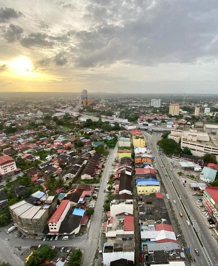 Auranadtroikakb Apartment Wifi-Netflix-Coway Kota Bharu Exterior photo