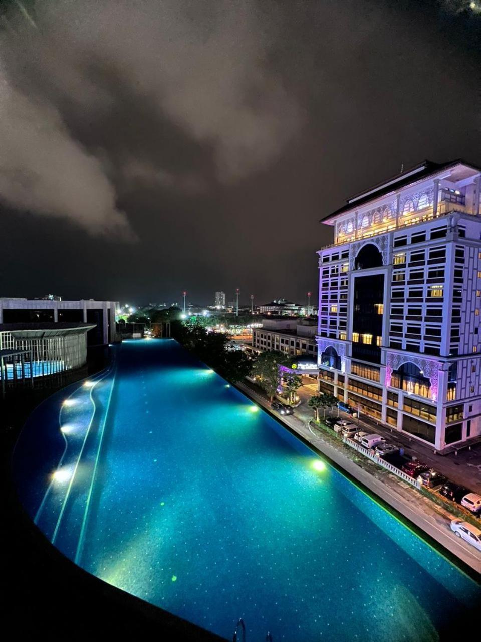 Auranadtroikakb Apartment Wifi-Netflix-Coway Kota Bharu Exterior photo